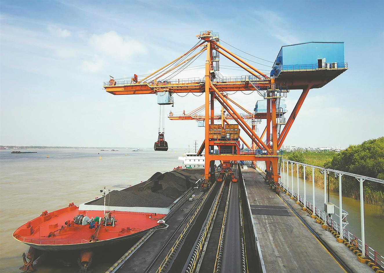 湖南衡陽集裝箱卸船機廠家終生服務   