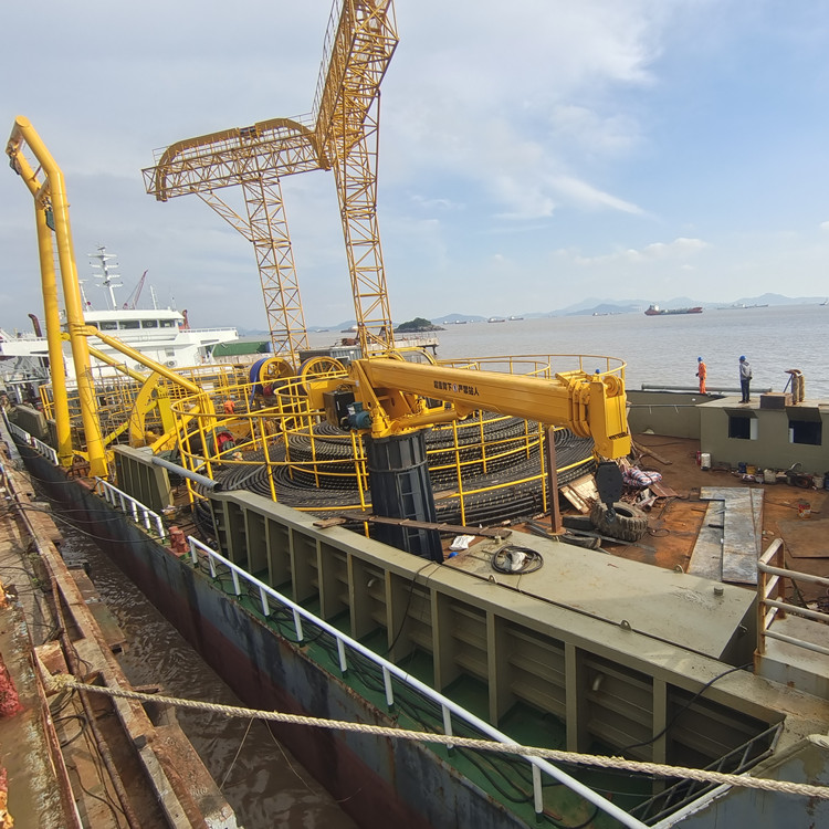 廣西梧州甲板起重機廠家提供完備、細致的培訓