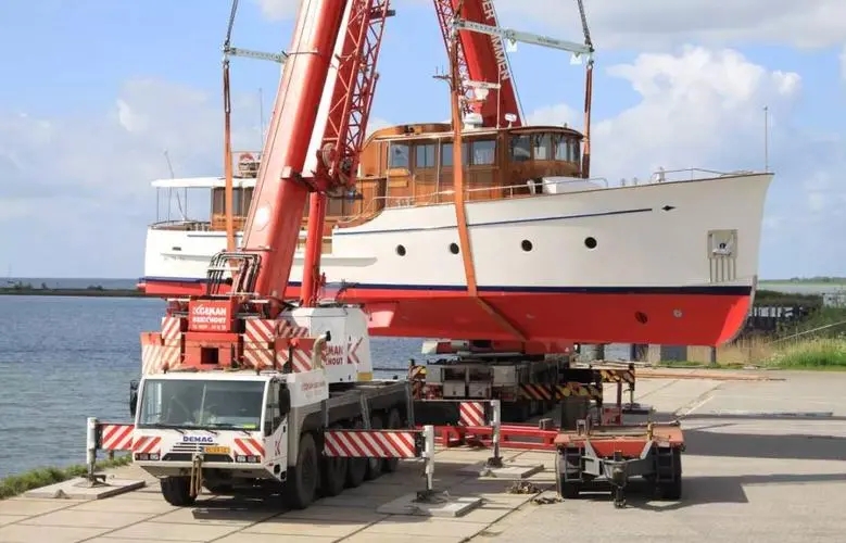 湖南永州游艇輪胎吊公司設備設計關鍵點