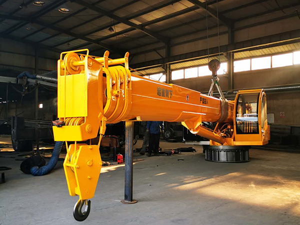 福建漳州船用起重機廠家隨船吊判斷質量是否可靠      