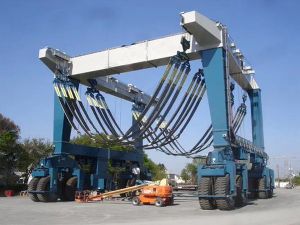 廣東揭陽游艇輪胎吊公司游艇輪胎吊穩定性強