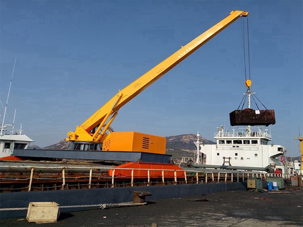 江蘇泰州甲板起重機廠家甲板起重機適應性強